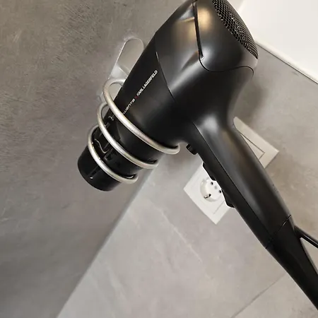 Gemütliche 2 Zim Mit Fahrradstellplätzen * Koblenz (Rhineland-Palatinate)