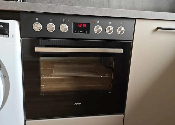 Gemuetliche 2 Zim Mit Fahrradstellplaetzen Koblencja