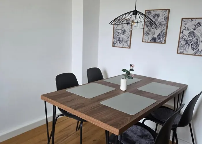 Gemuetliche 2 Zim Mit Fahrradstellplaetzen Apartament *